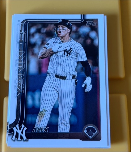 2025 Topps Series 2 #392 Alex Verdugo — front