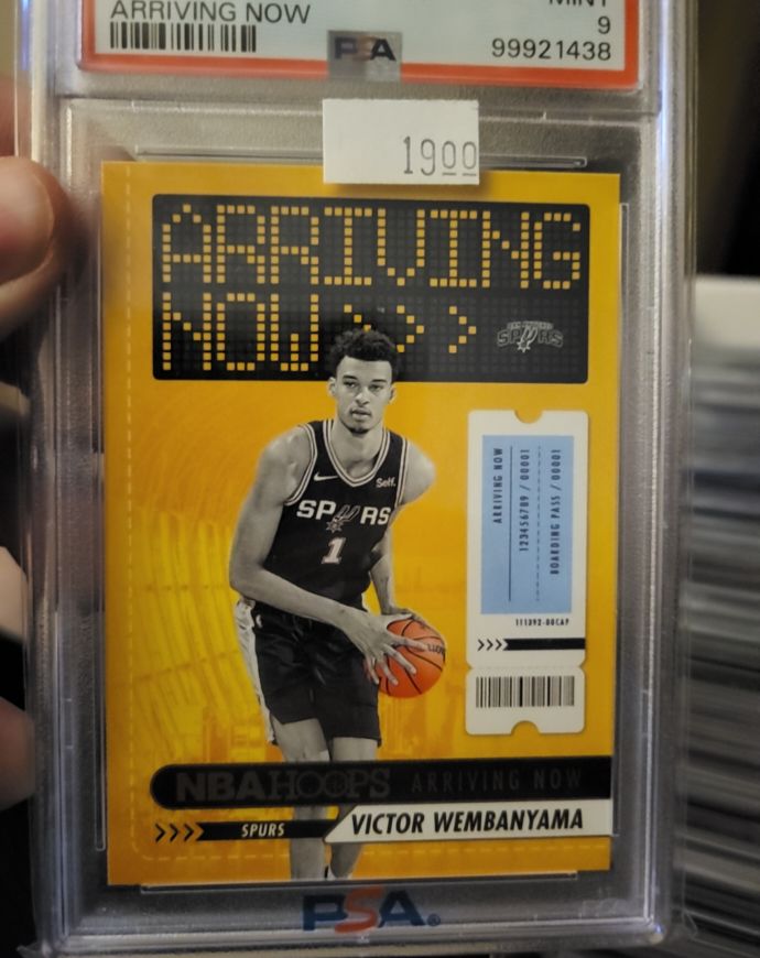 2023-24 Panini NBA Hoops Arriving Now #26 Victor Wembanyama — front