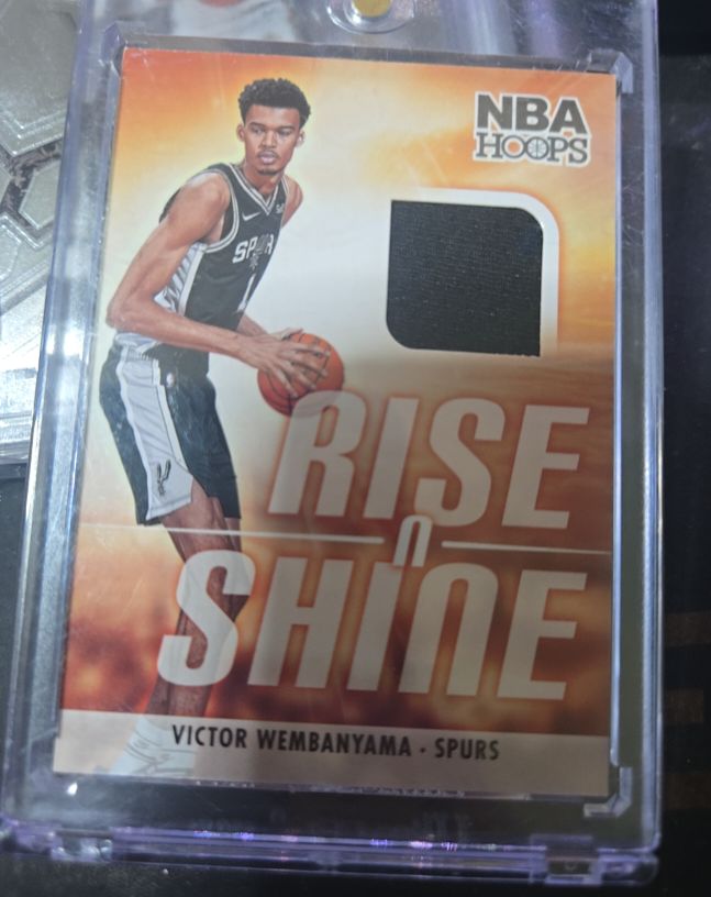 2023-24 Panini NBA Hoops Rise N Shine #RS-WEM Victor Wembanyama — front