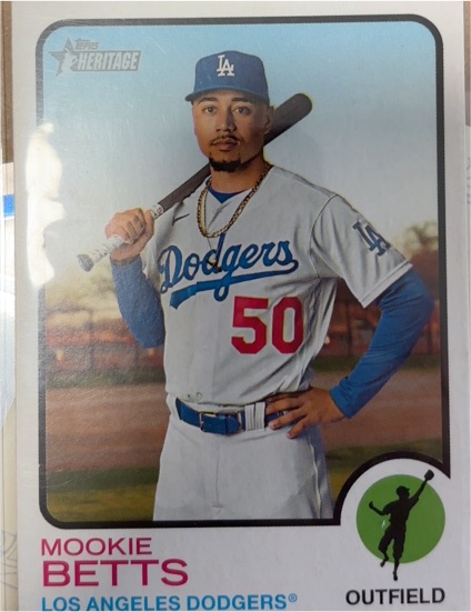 2022 Topps Heritage #386 Mookie Betts — front