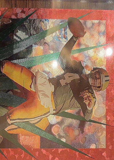 1999 Pacific Prisms Holographic Gold #1 Brett Favre — front