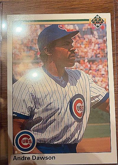 1990 Upper Deck #357 Andre Dawson — front