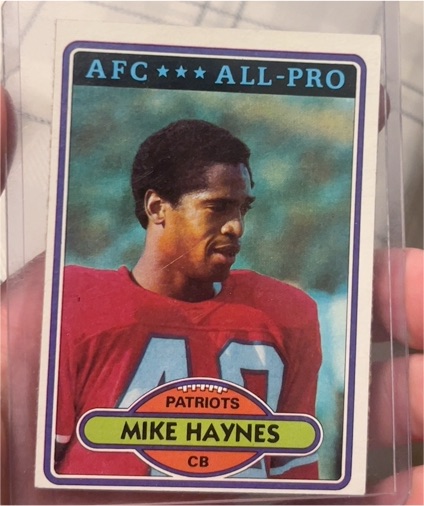 1980 Topps #415 Mike Haynes — front
