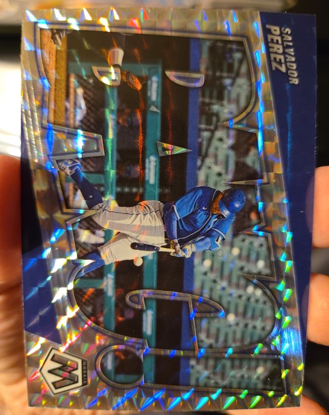 2022 Panini Mosaic #BG-2 Salvador Perez — front