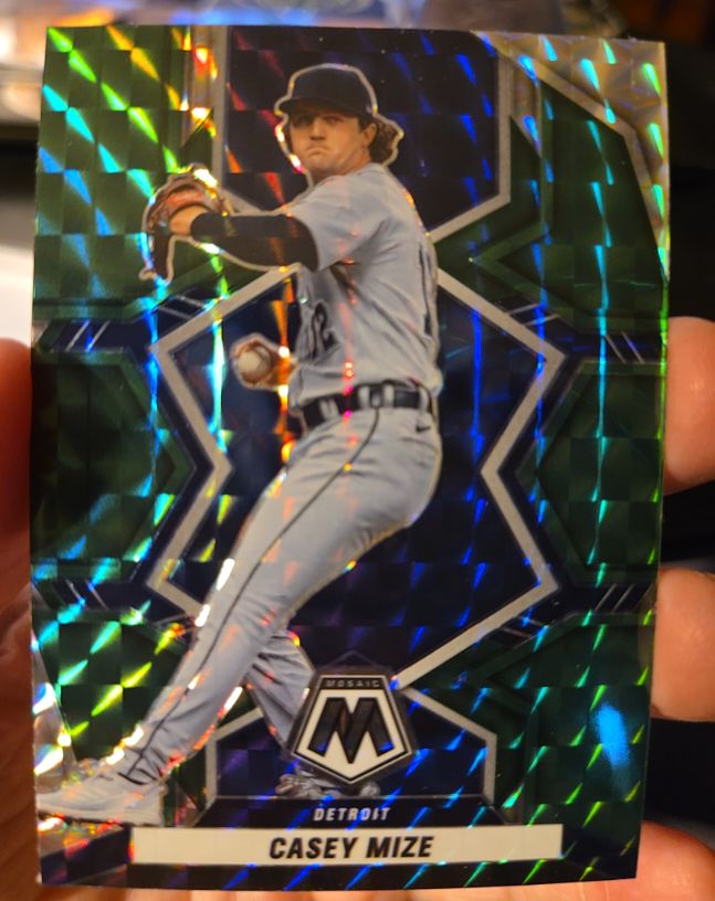 2022 Panini Mosaic #114 Casey Mize — front