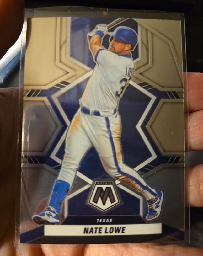 2022 Panini Mosaic #39 Nate Lowe Texas Rangers — front