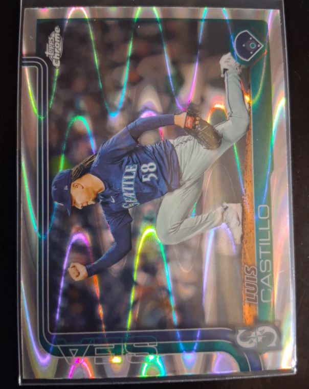 2025 Topps Chrome #73 Luis Castillo — front