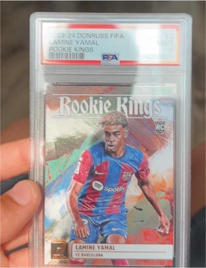 2023-24 Panini Donruss FIFA Rookie Kings #2 Lamine Yamal — front