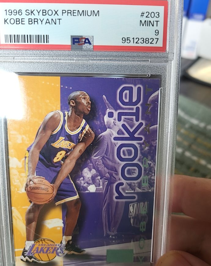 1996 Skybox Premium #203 Kobe Bryant — front