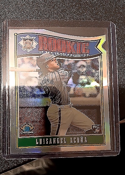 2025 Bowman Chrome Rookie of the Year Favorites #ROY-4 Luisangel Acuña — front