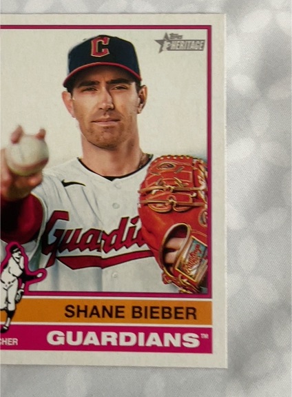 2025 Topps Heritage #477 Shane Bieber — front