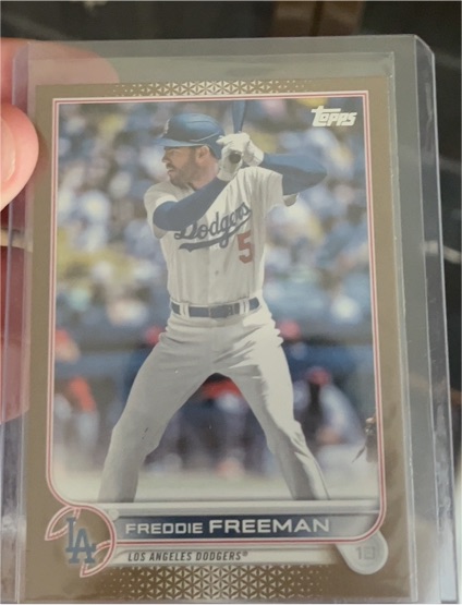 2022 Topps #13 Freddie Freeman — front