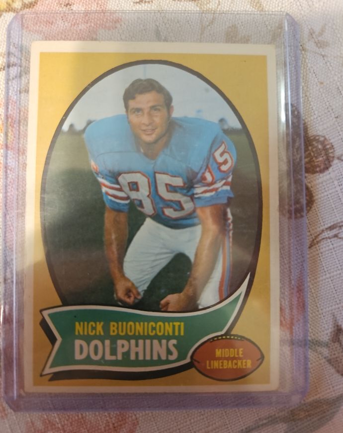 1970 Topps #244 Nick Buoniconti — front