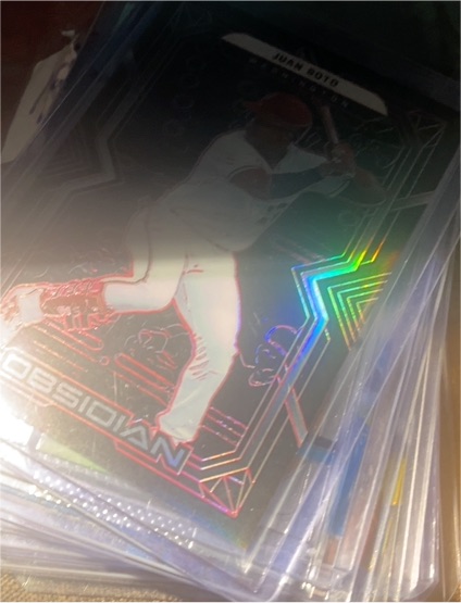 2022 Panini Chronicles #32 Juan Soto Obsidian Washington Nationals — front