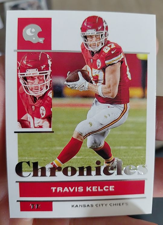 2021 Panini Chronicles #56 Travis Kelce — front