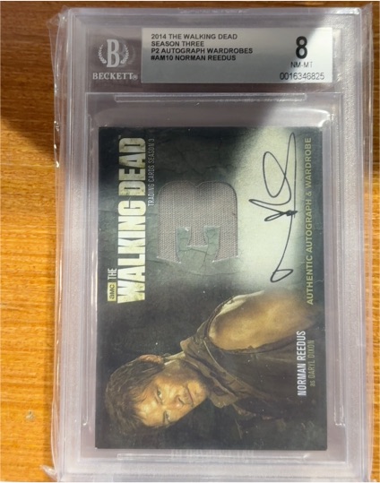 2014 Cryptozoic The Walking Dead Season Three P2 Autograph Wardrobes Norman Reedus — front