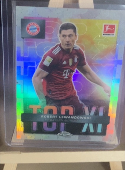 2021-22 Topps Chrome Bundesliga Top XI #XI-RL Robert Lewandowski — front
