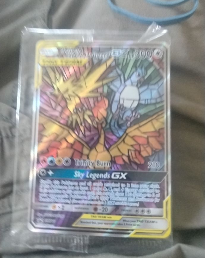 2019 Pokemon SM210 Moltres & Zapdos & Articuno GX — front
