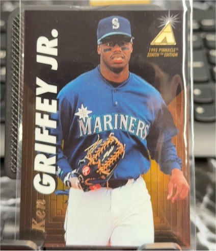 1995 Pinnacle Zenith #61 Ken Griffey Jr. — front