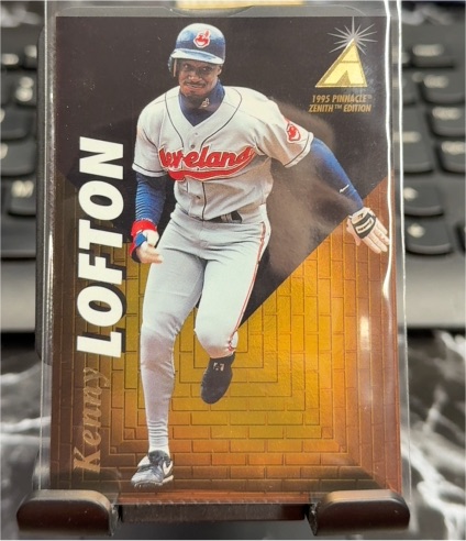 1995 Pinnacle Zenith #62 Kenny Lofton — front