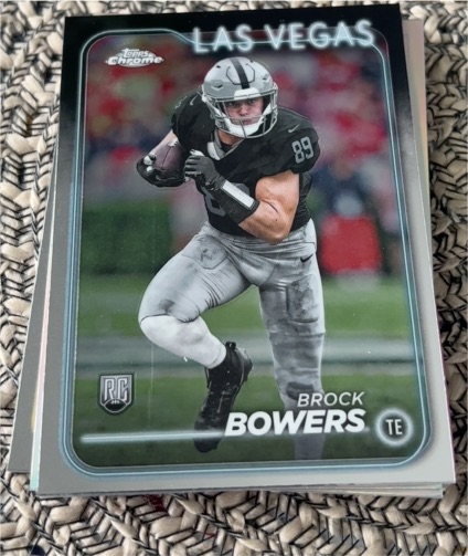 2024 Topps Chrome #207 Brock Bowers — front