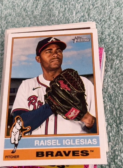 2025 Topps Heritage #284 Raisel Iglesias — front