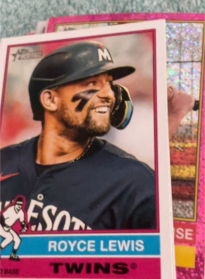 2025 Topps Heritage #138 Royce Lewis — front