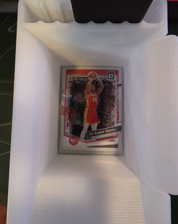 2023-24 Panini Donruss Optic #194 De'Andre Hunter — front