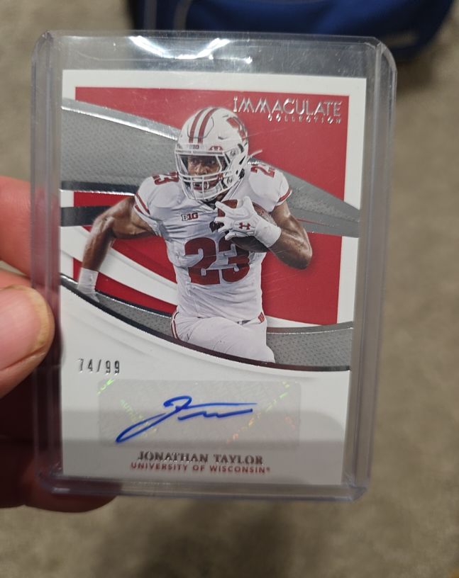2021 Panini Immaculate Collegiate #74 Jonathan Taylor — front