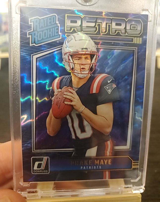 2024 Panini Donruss Rated Rookie Retro #16 Drake Maye — front