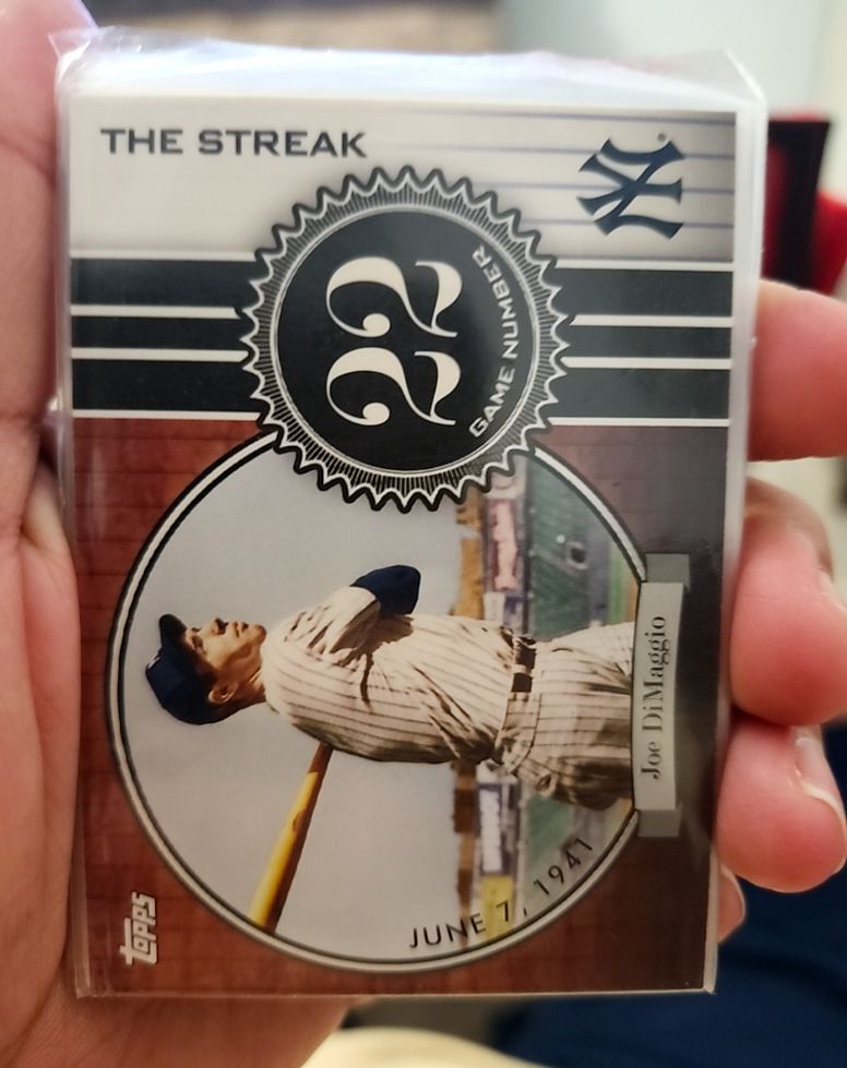 2007 Topps #JD22 Joe DiMaggio The Streak #22 New York Yankees — front