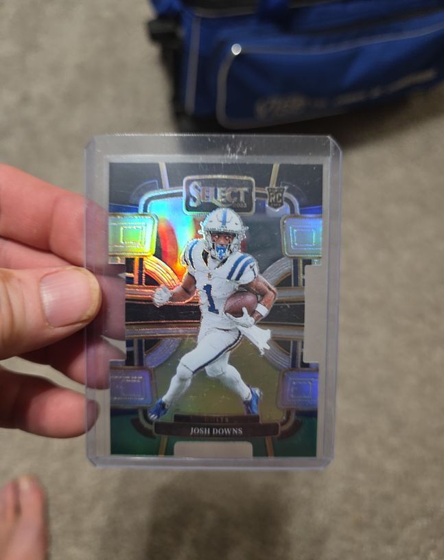 2023 Panini Select Concourse Silver Die-Cut Prizm #44 Josh Downs — front