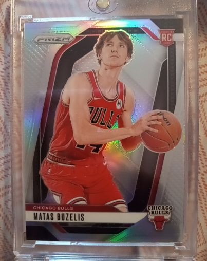 2024-25 Panini Prizm #252 Matas Buzelis — front