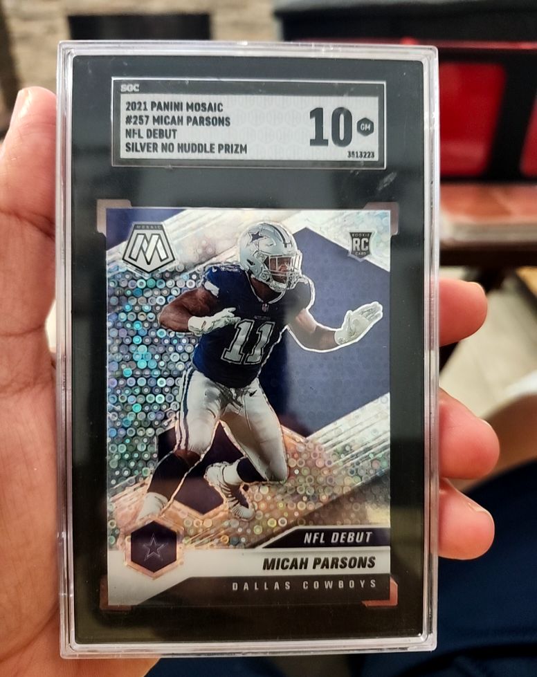 2021 Panini Mosaic #257 Micah Parsons NFL Debut Silver No Huddle Prizm — front