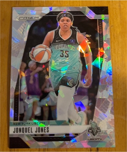 2024 Panini Prizm WNBA #14 Jonquel Jones — front