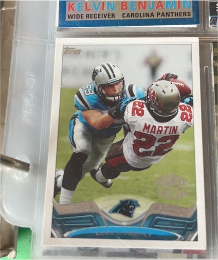 2013 Topps #334 Luke Kuechly Rookie of the Year — front