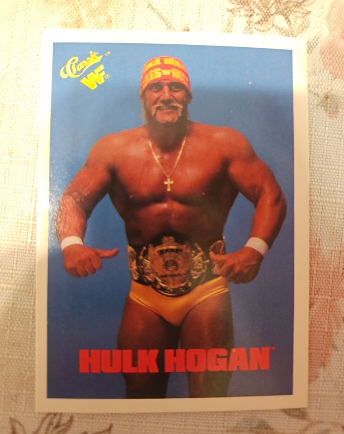 1990 Classic WWF #1 Hulk Hogan — front