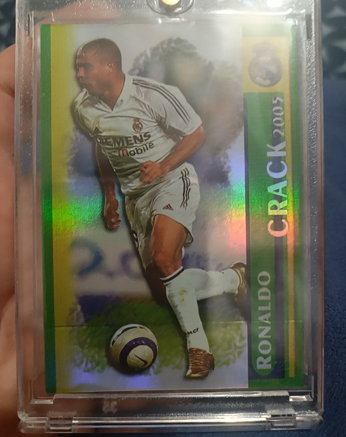 2005 Mundicromo Crack #52 Ronaldo — front
