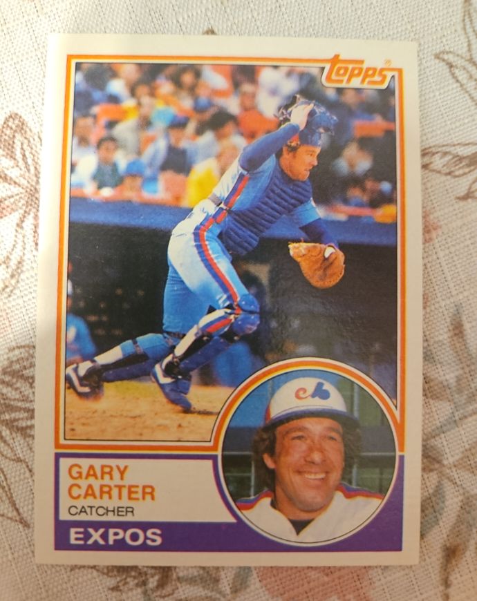 1983 Topps #370 Gary Carter — front