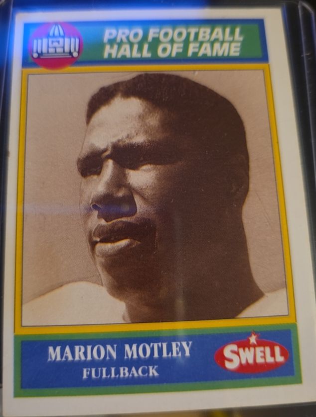 1990 Swell Pro Football Hall of Fame #59 Marion Motley — front