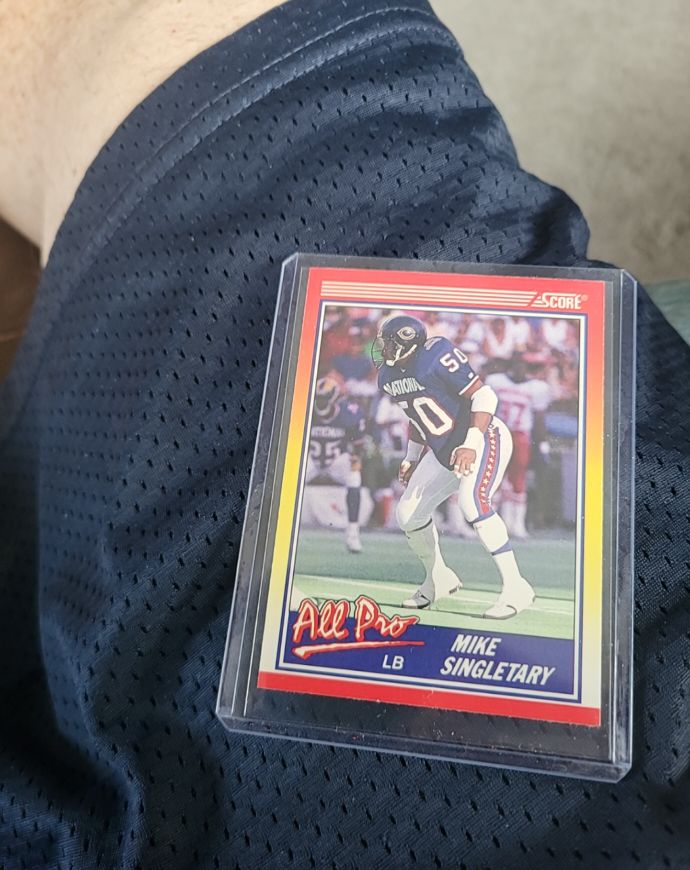 1990 Score #570 Mike Singletary — front