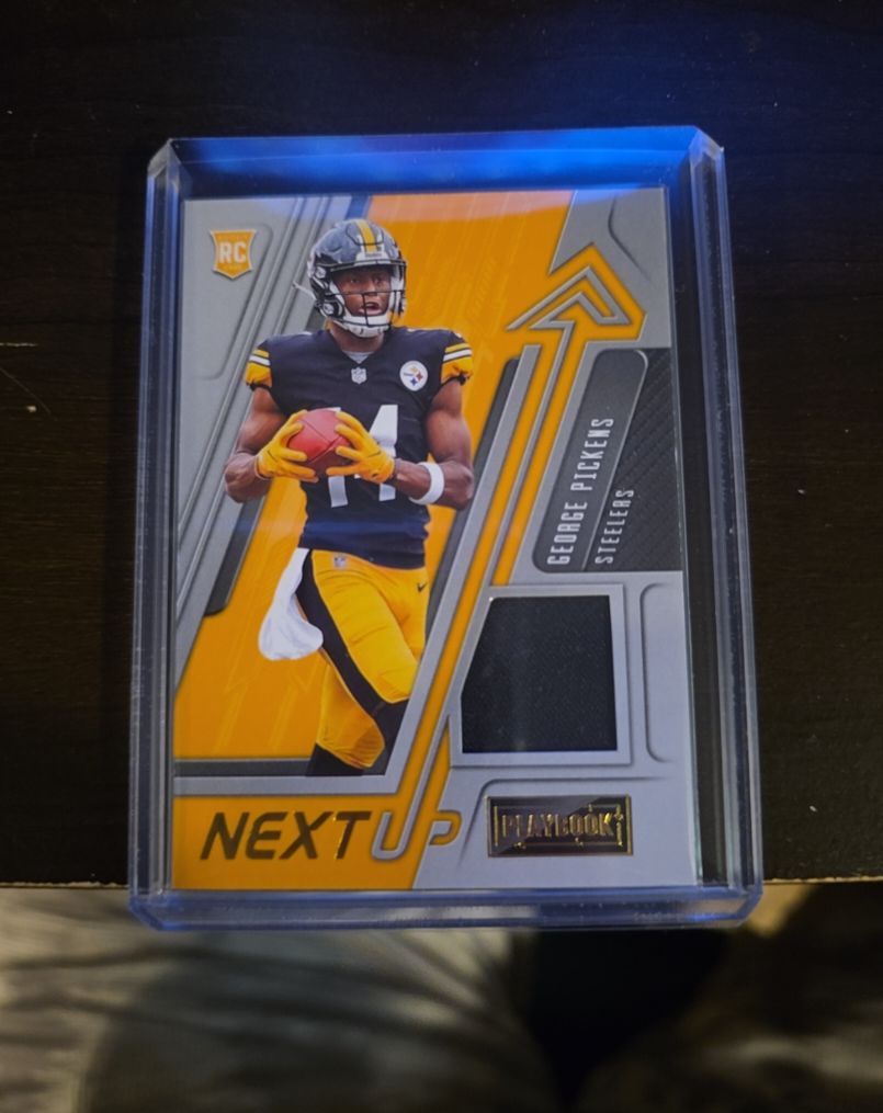 2022 Panini Playbook Next Up #NU George Pickens — front