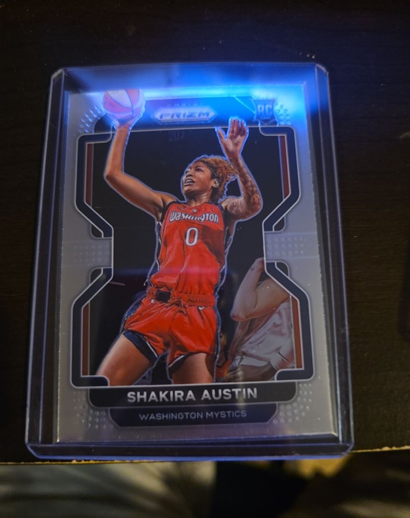 2021-22 Panini Prizm RC Shakira Austin — front