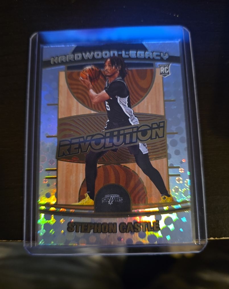2024-25 Panini Revolution #24 Stephon Castle Hardwood Legacy RC — front