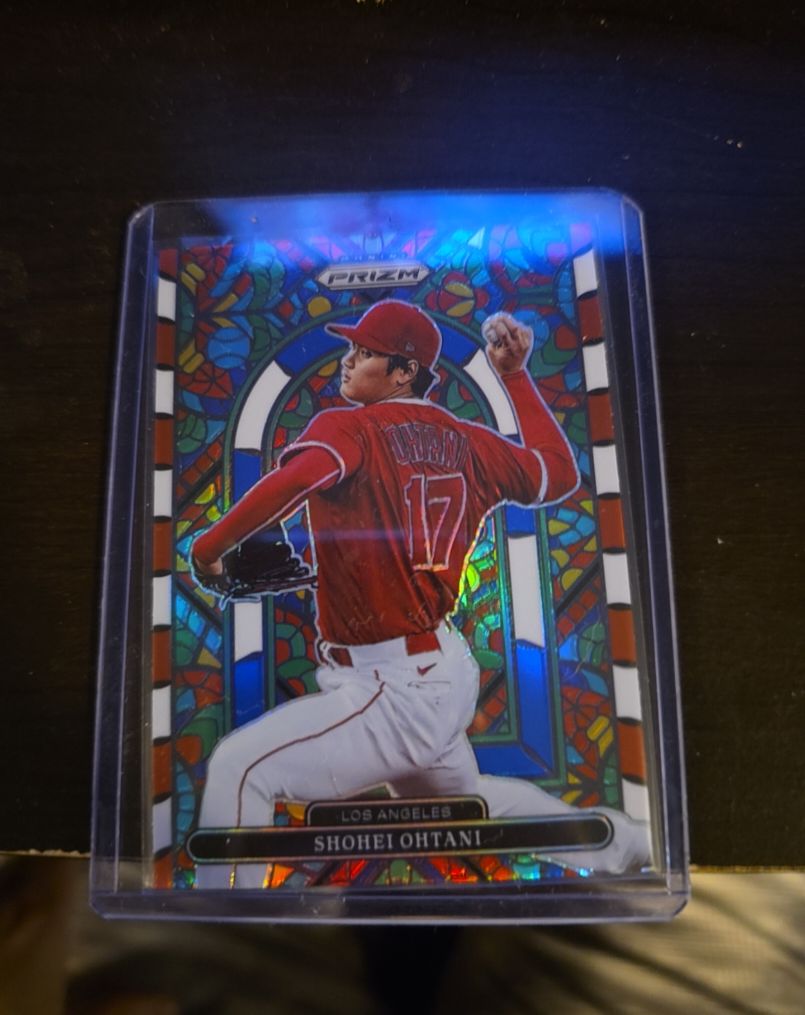 2022 Panini Prizm Stained Glass #SG-3 Shohei Ohtani — front