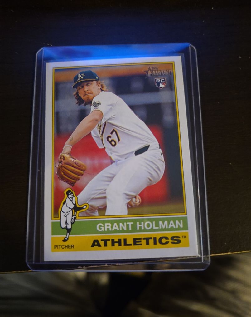 2025 Topps Heritage #40 Grant Holman — front