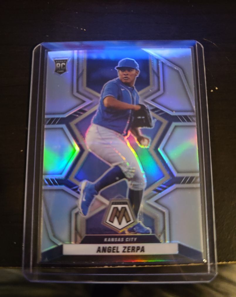 2022 Panini Mosaic #256 Angel Zerpa — front