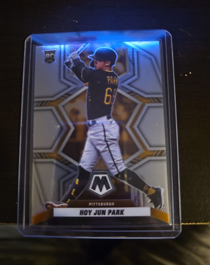 2022 Panini Mosaic #264 Hoy Jun Park — front