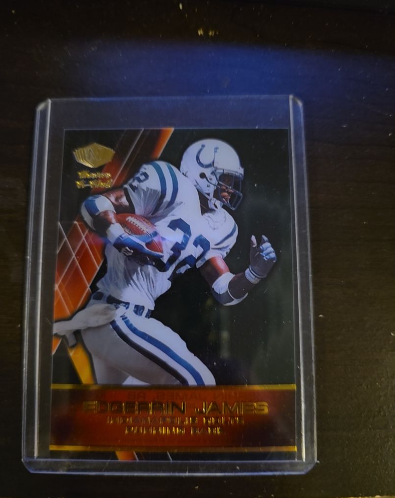 2000 Collector's Edge High Numbers #152 Edgerrin James — front