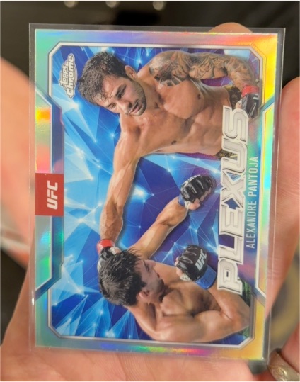 2025 Topps Chrome UFC #PLX-8 Alexandre Pantoja Plexus — front